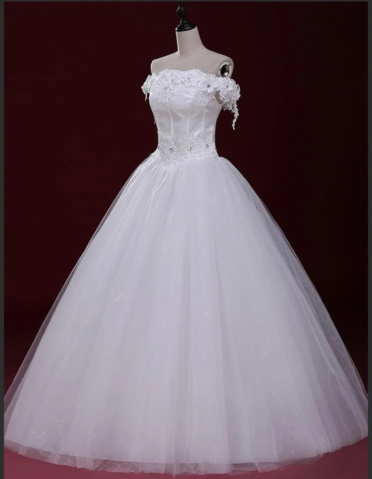 Wedding Dresses Strapless Lace Appliques Lace Up Ball Gown