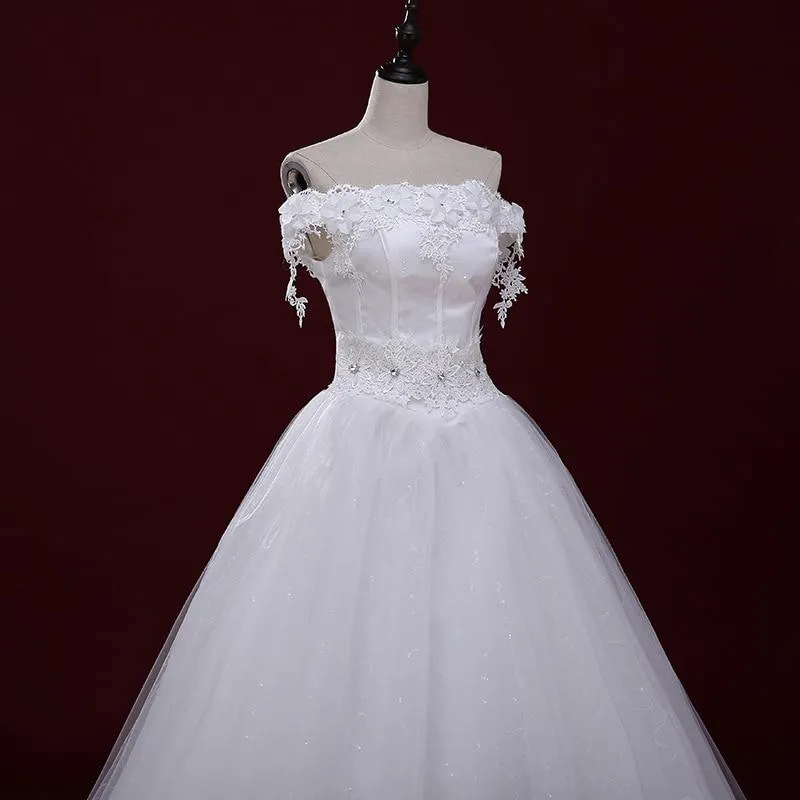 Wedding Dresses Strapless Lace Appliques Lace Up Ball Gown